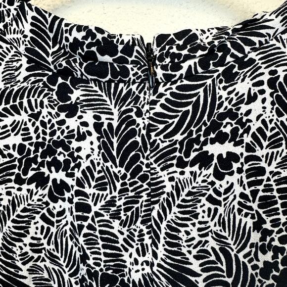 TALBOTS Black & White Floral Print Sleeveless V-Neck JUMPSUIT Sz  10 - Picture 7 of 9